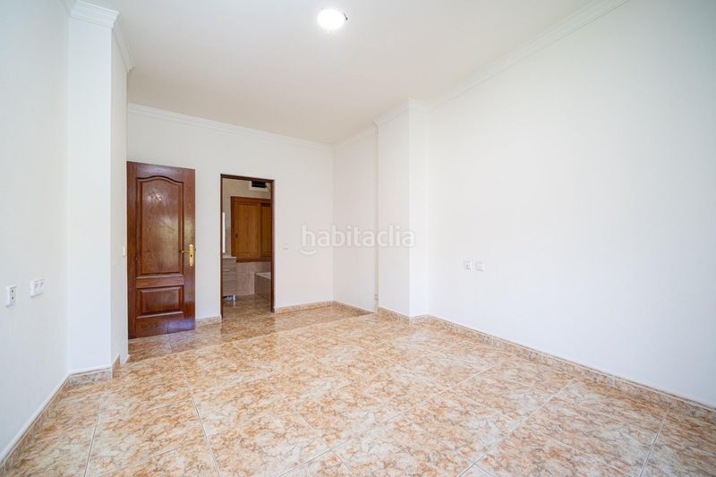 Foto 34f36b1c-046a-4549-9fdb-3ba841837400. Nave industrial edificio en Porreres