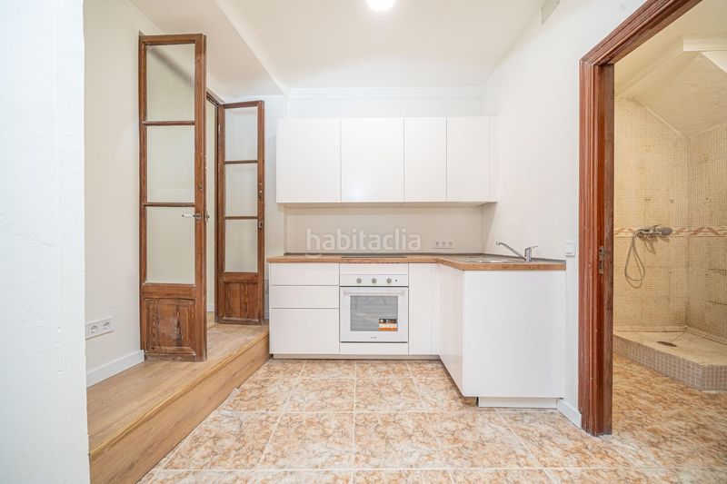 Foto b9fb0cc2-ef1a-4111-924d-b2111945a98b. Nave industrial edificio en Porreres