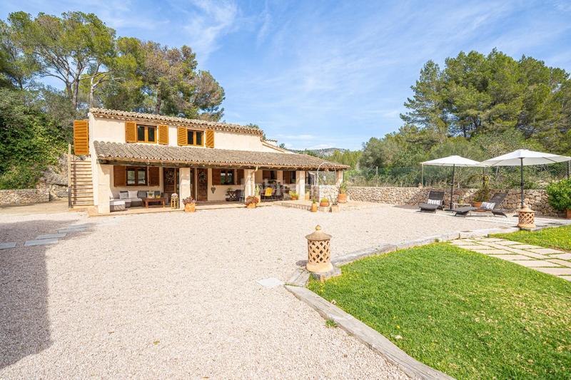 Foto 6ce3ed08-4c32-411f-b966-775e766310a6. Chalet mit heizung pool in Calvià poble Calvià