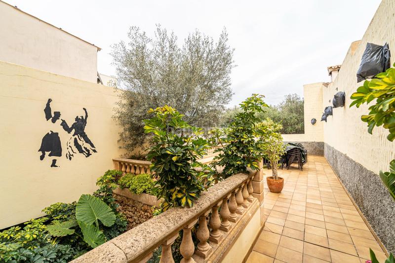 Foto bb609d23-ecd4-4499-8164-016342b16332. Traspàs local comercial amb calefacció a Maria de la Salut