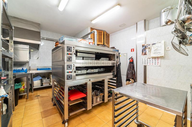 Foto cf0ed8d5-d192-41f1-92b1-815a06459c67. Trapasso locale commerciale con riscaldamento in Maria de la Salut