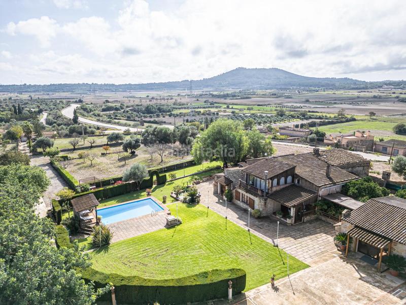 Foto 31ba4350-22de-47db-b841-47259bc75408. Bauernhof mit kamin parking pool in Petra