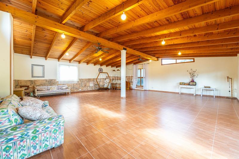 Foto 5c24f541-b5f6-4b65-89b8-89ec4da45627. Bauernhof mit kamin parking pool in Petra