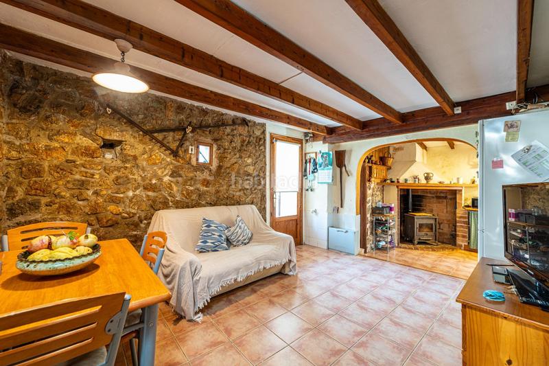 Foto c28c8071-5ef7-4c04-bba9-f39f9ebbaac4. Bauernhof mit kamin parking pool in Petra