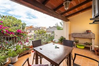 Maison à Manacor Centre. Amplia casa de dos plantas en porto cristo con entradas independ