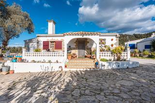 Masia a Font de Sa Cala. Finca rústica con piscina en capdepera