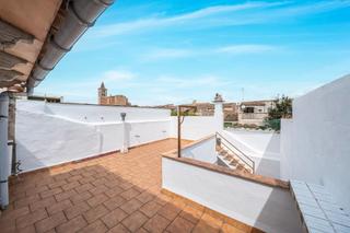 House in Porreres. Casa con garaje y terraza en porreres, mallorca
