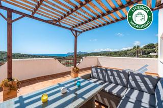 Chalet  Carrer de l'olla. Chalet en cala ratjada con licencia vacacional piscina vistas a