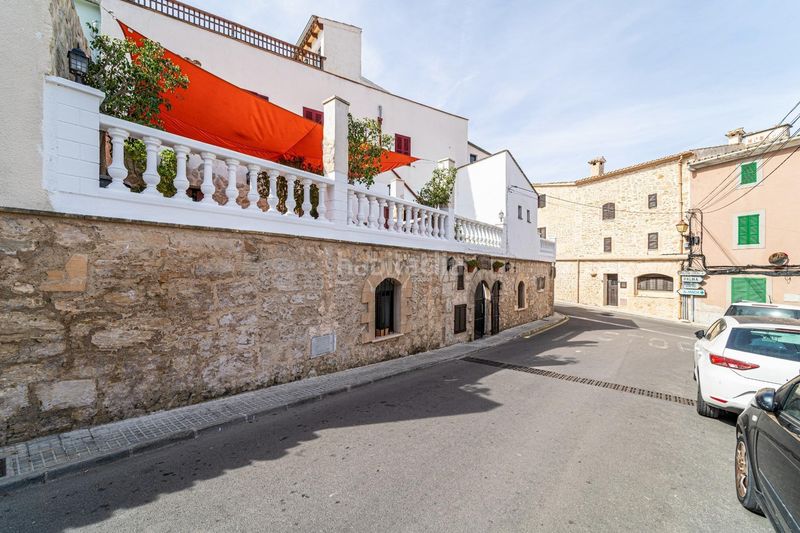 Foto b1bfc0ad-5665-46e0-b42f-e2db69b8a39c. Local comercial amb calefacció a Capdepera poble Capdepera