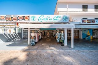 Traspàs Local Comercial  Carrer d'elionor servera. Local comercial en cala ratjada con reforma 2024, sótano y ubica