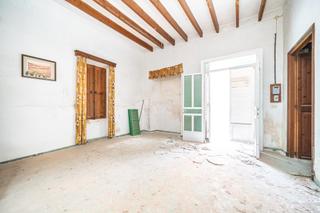 House in Felanitx Poble. Casa en el centro de felanitx para reformar
