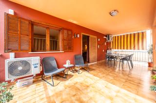 Pis a SArenal. Piso en s'arenal de llucmajor de 3 dormitorios con terraza y apa