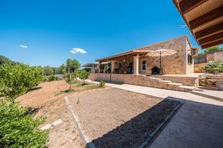 Masia a Manacor Centre. Casa rústica en manacor con terreno