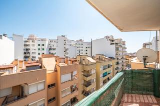 Pis  Carrer de son oliva. Piso reformado de cuatro habitaciones en son oliva