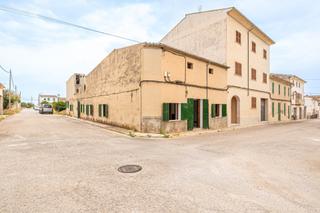 Maison à Vilafranca de Bonany. Casa con dos alturas y entradas independientes en vilafranca de