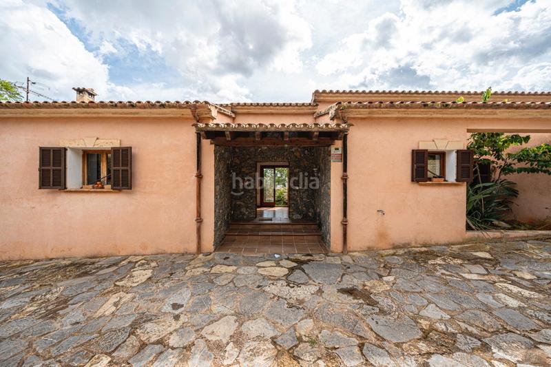 Foto eb4bec0e-168c-4111-9e4e-3a9ab7b1cddd. Masia a Capdepera poble Capdepera