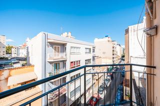 Pis  Carrer joan bauzà. Piso de tres habitaciones en pere garau