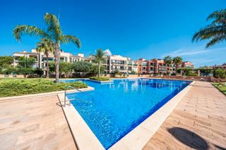 Location Appartement à Sa Indioteria Urbà. ?? ático con terraza y piscina en sa torre – urbanización los co
