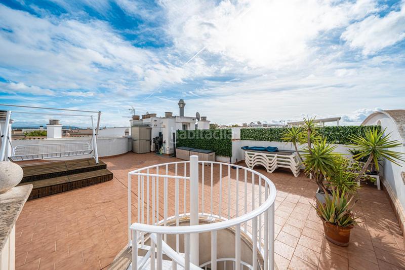 Foto a778b6bf-3ad8-4f7d-8d70-9f0927292954. Penthouse in carrer del cardenal rossell 20 in Ciudad Jardín Palma de Mallorca