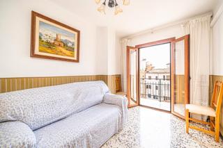 Pis a Pere Garau. Piso en palma de 3 habitaciones con ascensor