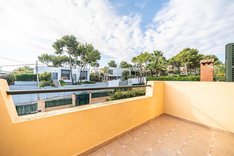 Foto 8f73adc9-be3c-4e70-afd2-083fcd4ec862. Chalet in Costa de la Calma Calvià