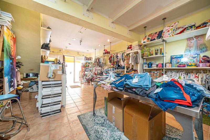 Foto ec81e028-a30a-42a3-8cde-9f90eef1fd11. Piso  y local en Santanyí poble Santanyí