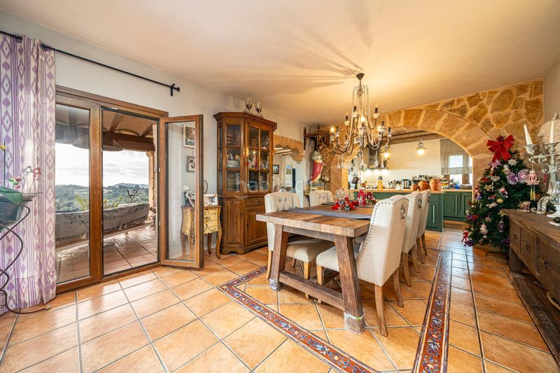 Foto 2342488b-cc59-48b0-9ae5-1ac32d93eef4. Masia a Manacor centre Manacor