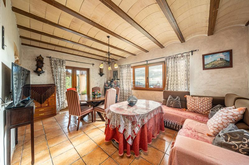 Foto 43f9e0af-0d78-4d46-9215-14b916c6390c. Masia a Manacor centre Manacor