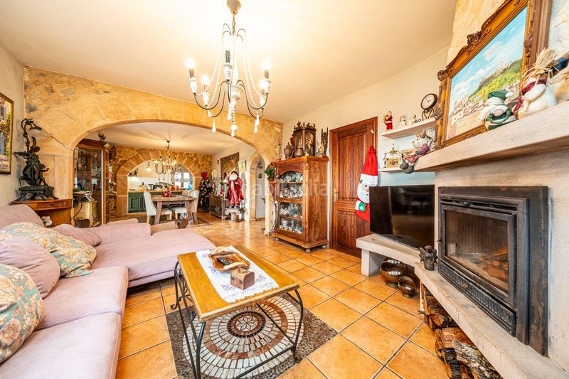 Foto 52a0dc9d-b50a-4f2a-9c4a-aa98197976cb. Masia a Manacor centre Manacor