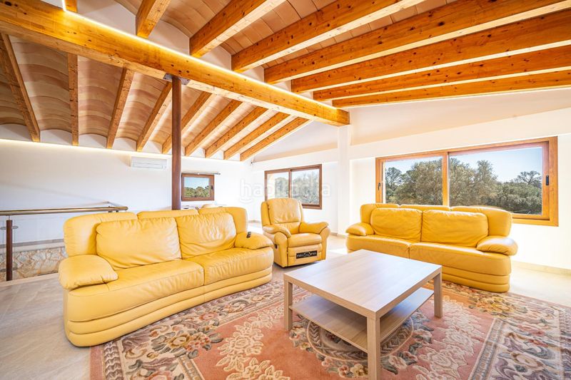 Foto f8d89fb4-8a86-4cdd-86a9-f956a844e5d2. Lloguer masia a Llucmajor interior Llucmajor