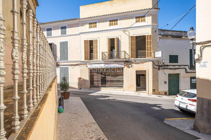 Foto c6c13b9d-b910-4c0d-ac1c-a4305897ef08. Edifici a Felanitx poble Felanitx