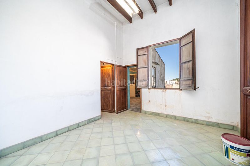Foto d49a67f4-caee-49f8-adca-b2a813dcefa9. Edifici a Felanitx poble Felanitx