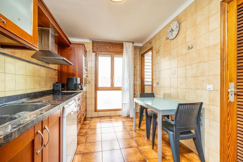 Foto 97fc53e9-a971-4735-9653-48657c36001f. Àtic amb calefacció aparcament a Santa Catalina Palma de Mallorca