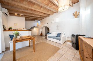 Casa a Felanitx Poble. Apartamentos y local comercial en felanitx centro