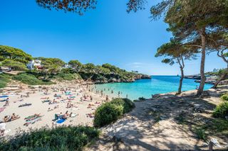 Estudi a Cala d´Or. Estudio de diseño a estrenar con terraza, a 108 metros de cala e