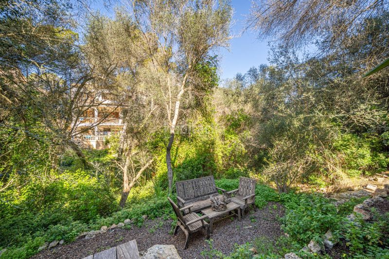 Foto 35f514dd-d226-4c5d-8568-2bd02b6e7a2f. Chalet excepcional propiedad mediterránea con 4 viviendas independientes a pocos pasos del puerto de Cala Figuera en Santanyí