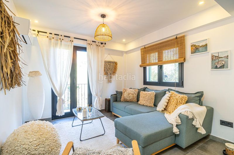 Foto e09b3a04-749e-4c0f-8561-6818d7e364fe. Chalet excepcional propiedad mediterránea con 4 viviendas independientes a pocos pasos del puerto de Cala Figuera en Santanyí