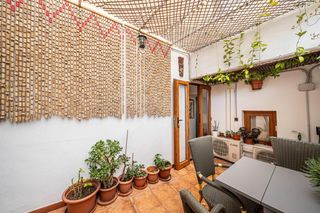 Pis a Felanitx Poble. Planta baja reformada con terraza en el centro de felanitx