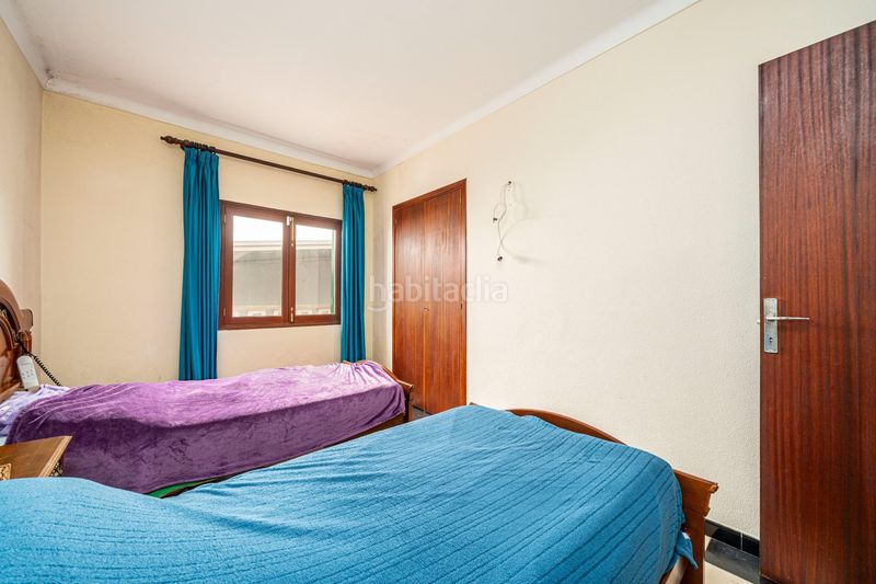 Foto a8a2b894-8555-4b6e-af8b-41ceec8f7c63. Casa edificio con gran potencial en el centro en Sa Pobla
