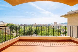 Pis  Costa de les germanetes. Gran piso señorial con terraza en el centro de palma