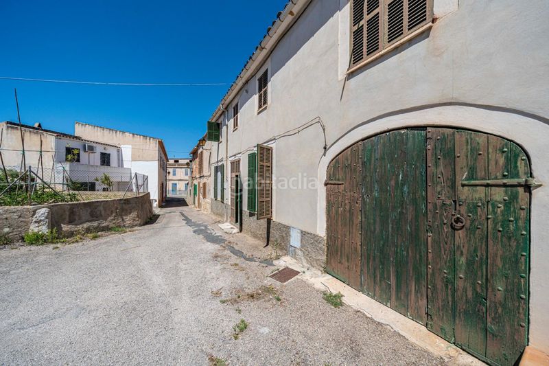 Foto fdd3a5ce-9cc6-416c-8584-f1481ed5ef0c. Casa adossada a Son Servera poble Son Servera