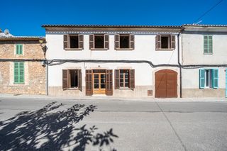 Casa a schiera  Carrer joan massanet. Casa en son servera