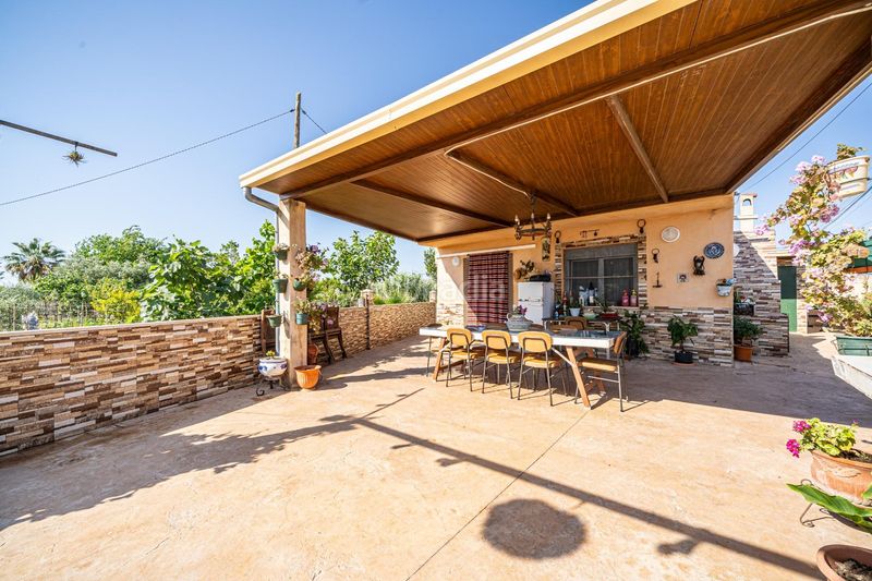 Foto ae72d4d1-7b25-48a3-b7c2-476dc28989b7. Masía finca rústica reformada con cédula, porche, piscina y huerto en Son Ferriol, palma en Palma de Mallorca
