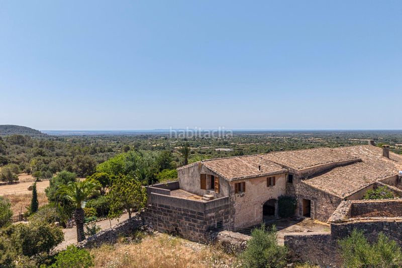 Foto c32230ca-e7ec-4cdc-8b72-92c6260d8c78. Masia a Llucmajor interior Llucmajor