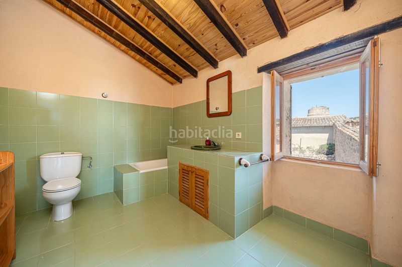 Foto d08bd602-9a5e-4e3a-a4c1-82fc3baddd94. Masia a Llucmajor interior Llucmajor