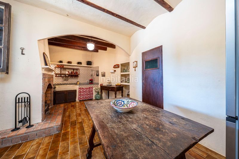 Foto f9212719-1533-4dfc-b659-6ec4b7c72f57. Masia a Llucmajor interior Llucmajor