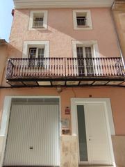 House in Manacor Centre. Casa reformada con terraza y garaje en el centro de manacor