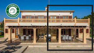 Chalet in Cales de Mallorca. Chalet pareado con licencia vacacional y piscina en calas de mal