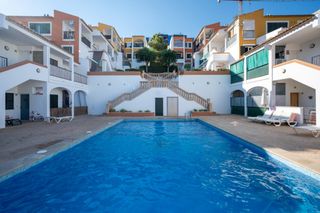 Appartement  Carrer de ramon de montcada. Apartamento de una habitación, terraza y piscina comunitaria en