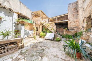 Casa a Porreres. Casa señorial mallorquina de 591 m² con patio, garaje y celler e